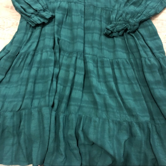 SOLD✨NWT Amadi Rossi Ruffled Tunic Dress - Picture 3 of 8